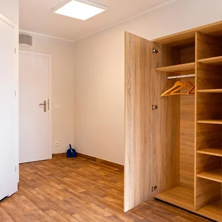 Dom Studencki Komenik Szálloda Leszno