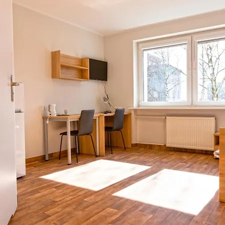 Dom Studencki Komenik *