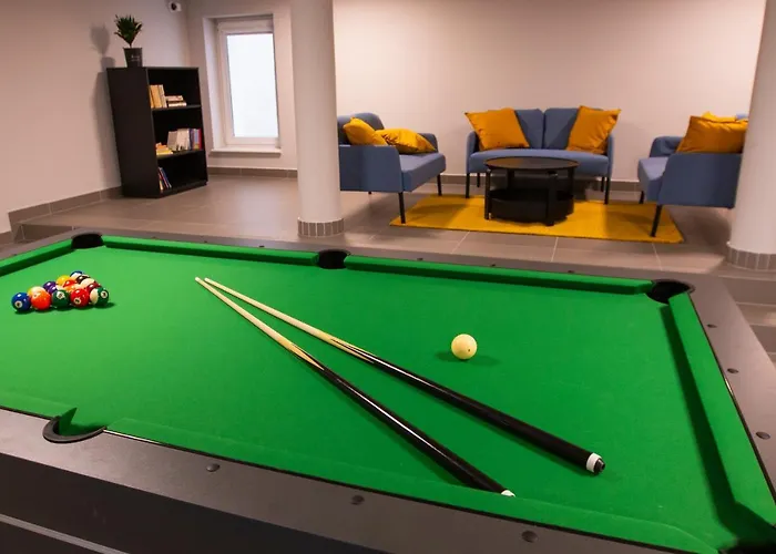 Hotel Dom Studencki Komenik *