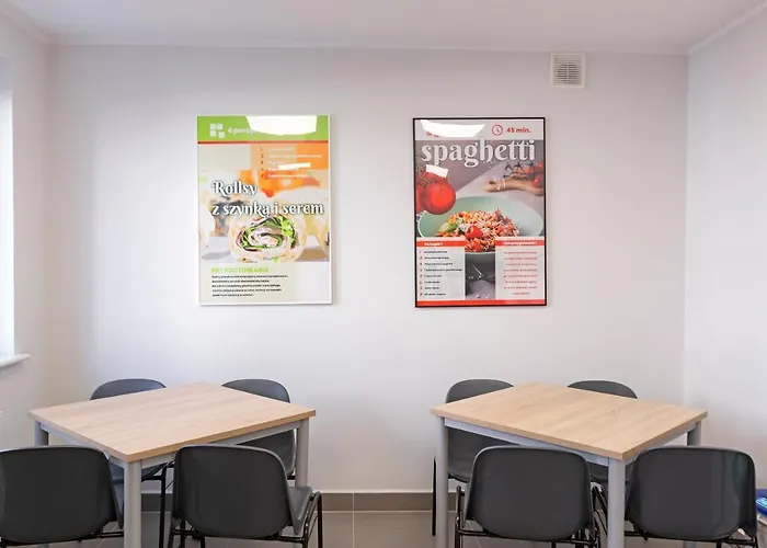 Отель Dom Studencki Komenik