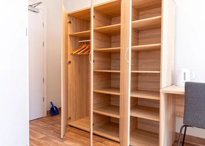 Dom Studencki Komenik *