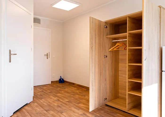 Dom Studencki Komenik Hotel Leszno (Greater Poland)